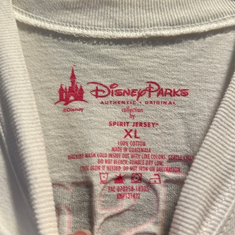 Walt Disney World Rock The Dots Sassy Minnie Mouse Spirit Jersey XL - Picture 2 of 8